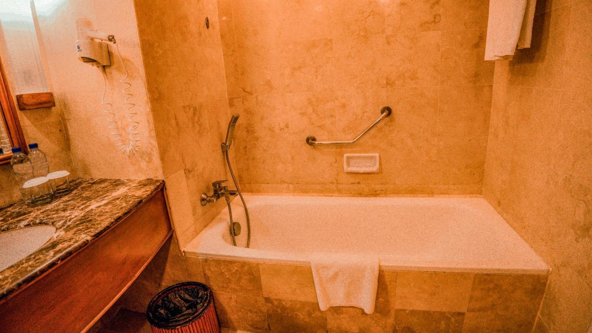 Super Deluxe Pool View Room with Free Airport Transfer